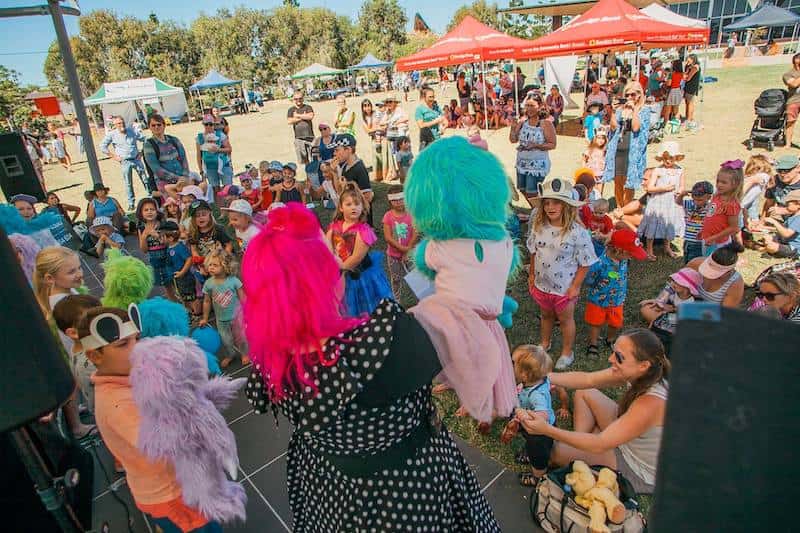 Puppet Show - Childrens Entertainers - Larrikin Puppets - Fetes and Festivals - Hervey Bay Teddy Bear's Picnic