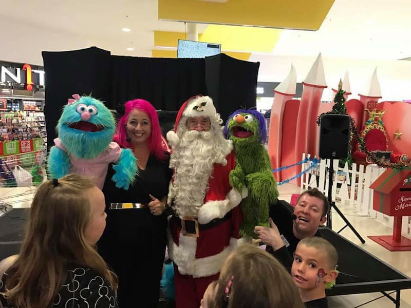 Puppet Show - Shopping Centres - Larrikin Puppets - Live Entertainment - Santa's Arrival - Plaza